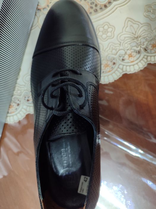 Продам мужские кожаные туфли