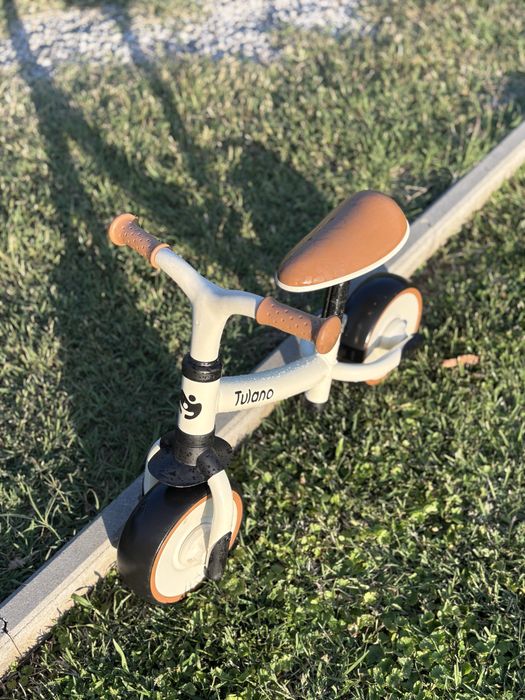 Bicicleta de echilibru Tulano alba