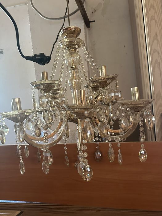 Люстры б/у. Занавески. Есть торг