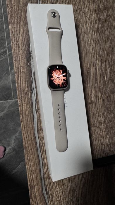 Apple watch 8 series