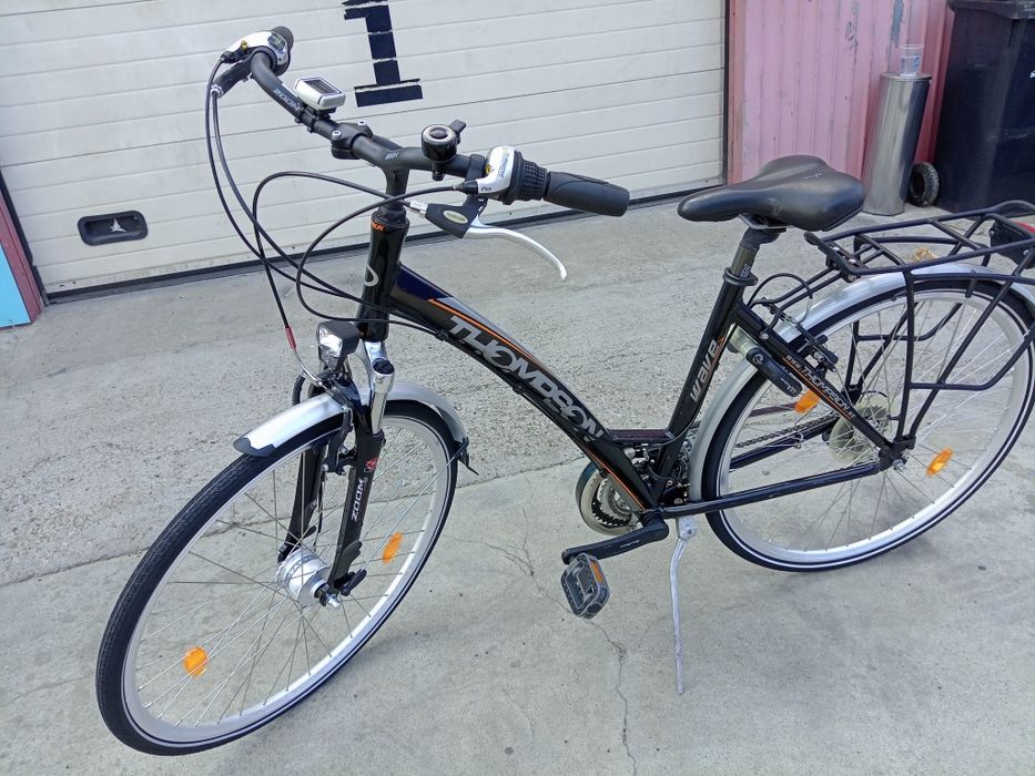 Vând bicicleta Thompson din aluminiu pentru damă