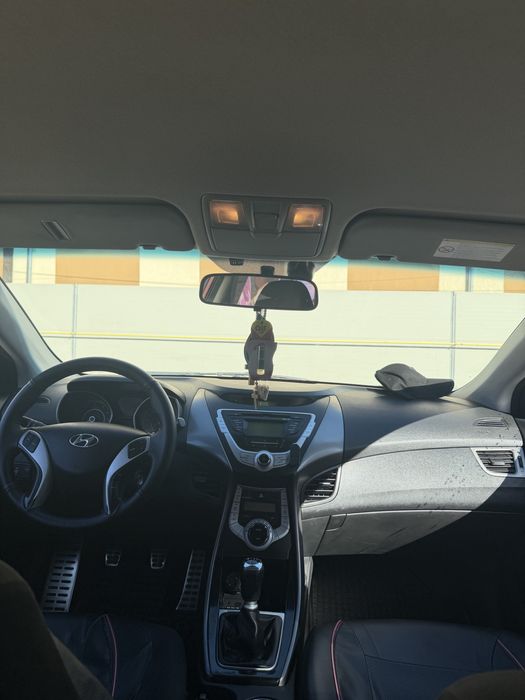 Hyundai Elantra 2012,1.6 benzina+GPL