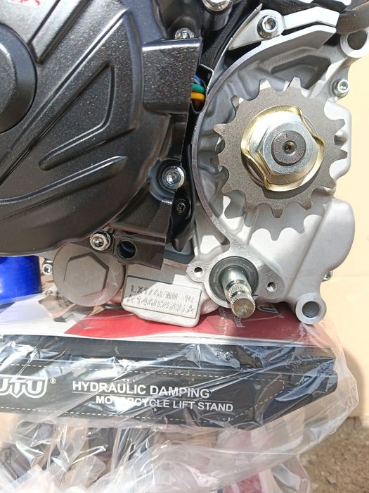 Двигатель для эндуро. Лонцин 300(loncin yb300h)