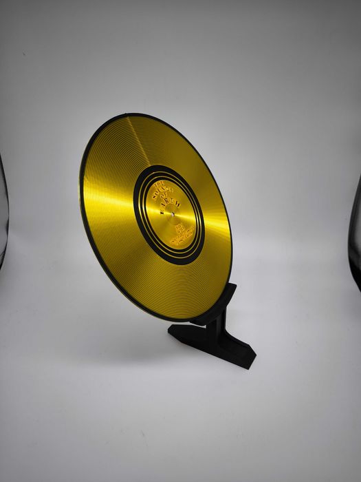 "Золотая" пластинка voyager