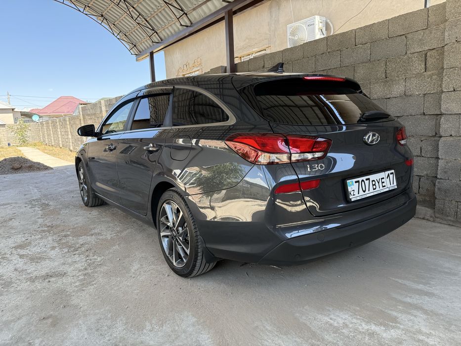 Hyundai i 30 2024.