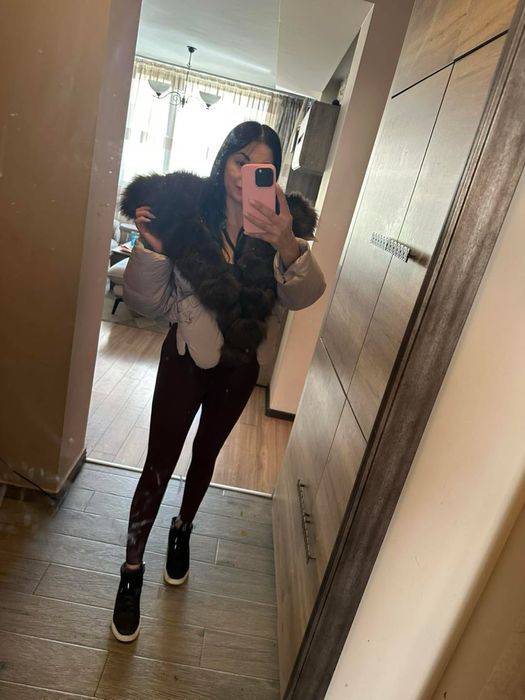 Зимно яке с яка от естествен косъм лисица намалено