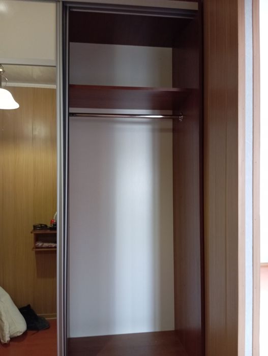 Продам прихожку и трюмо