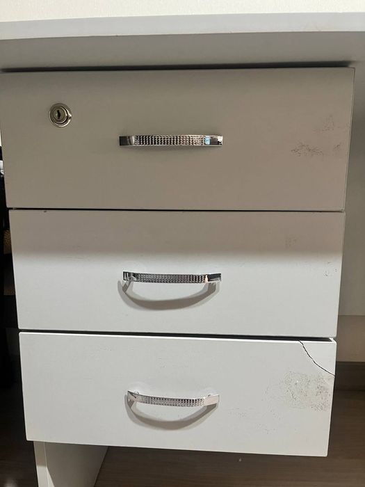 Продам стол для офиса