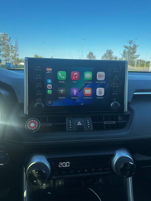 Rav4 2021 hybrid primul proprietar.