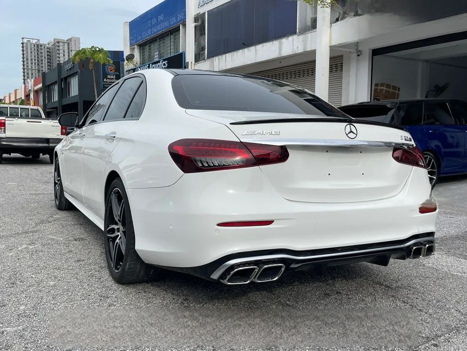 Mercedes W213 facelift E63AMG пакет фарове стопове капак броня решетка