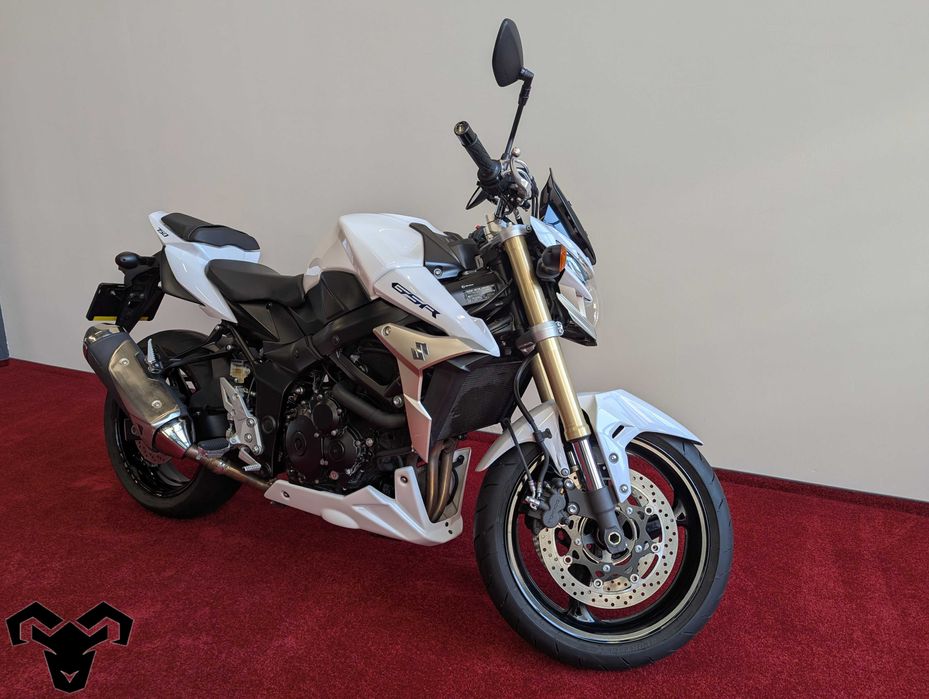 Suzuki GSR 750 ABS | CAPRA Motors