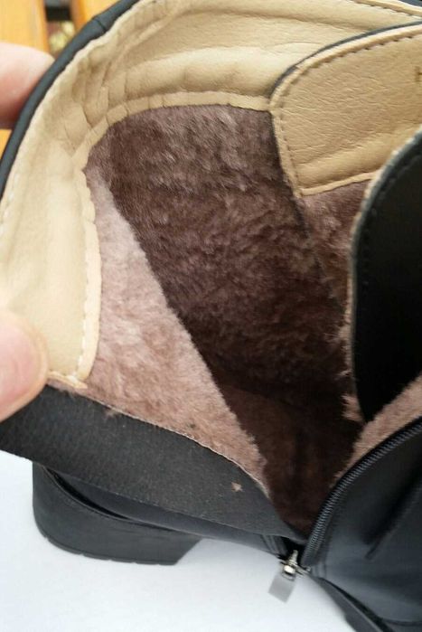 Продам подростковые  ботинки