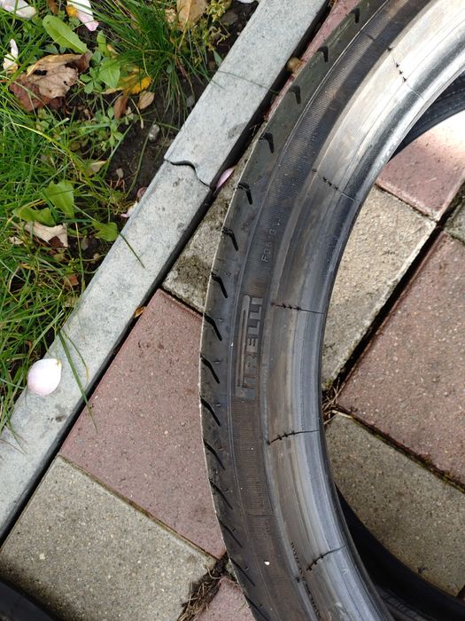 225 35 r19 Pirelli 2024 vara Runflat *BMW