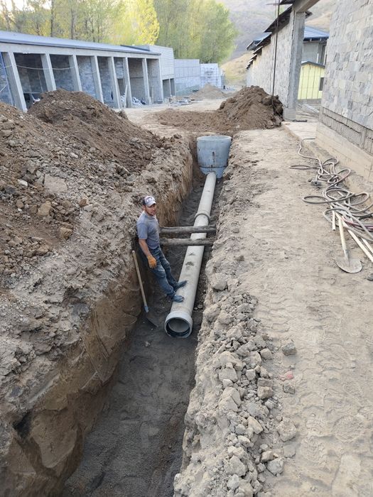 Монтаж наружный канализация, водопровод и септик ,  выгребный яма .