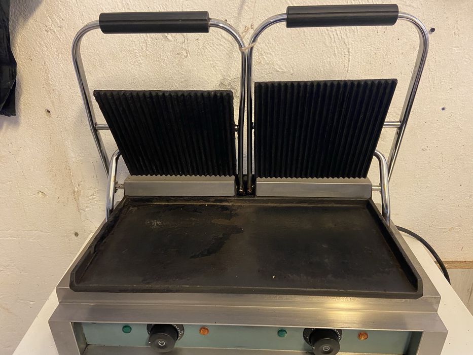 Тостер преса грил