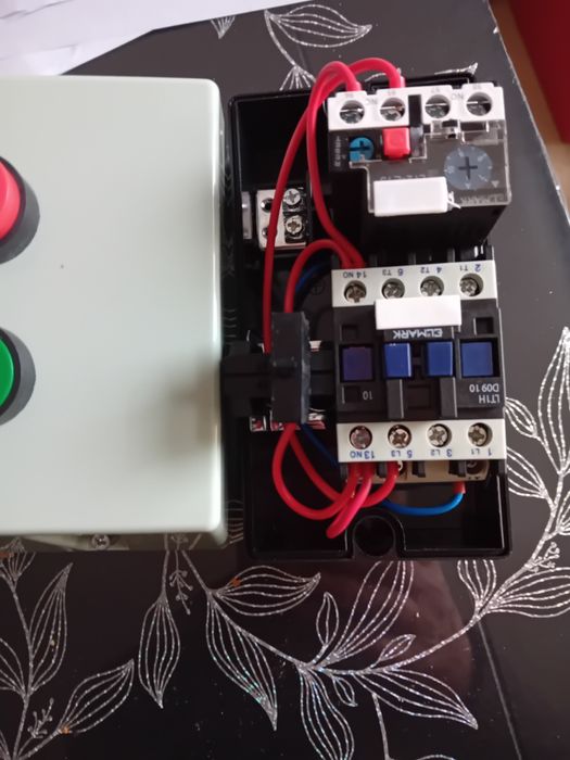 vand automata cu releu termic 230 v reglaj7-10 ah