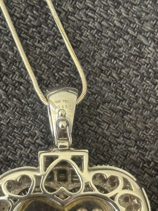 Златно сърце 18К с 220бр диаманти