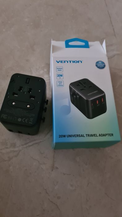 Adaptor incarcator convertor priza universal de calatorie