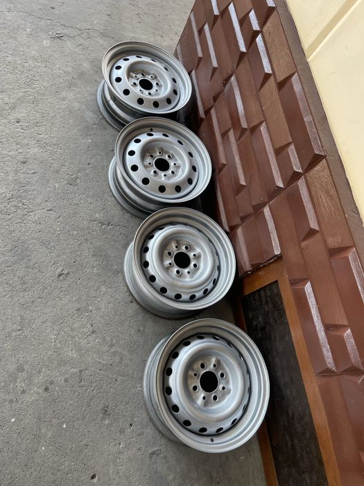 Срочна прадаю штампы 13 размер ваз