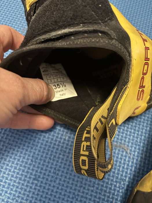 Espadrile escalada la sportiva solution comp