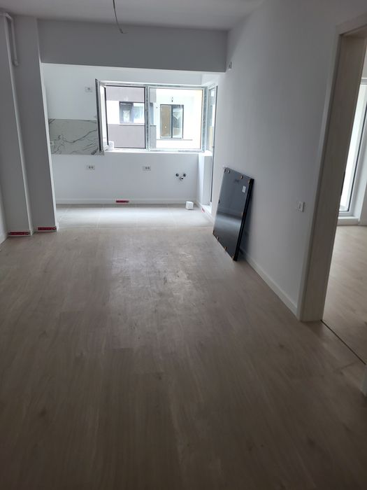 Execut interior și exterioare!