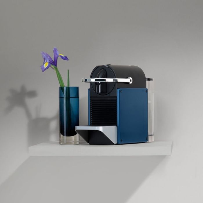 Капсульная кофемашина Nespresso pixie Dark Blue