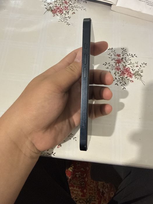 iPhone 13 чёрный цвет
