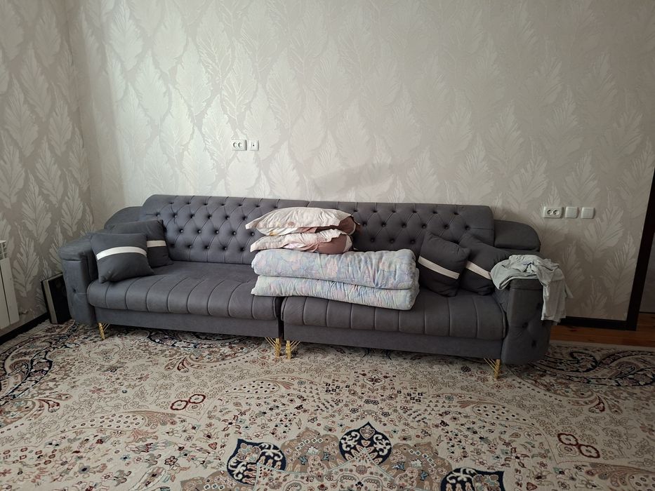 Продам диван в хорошем состояни