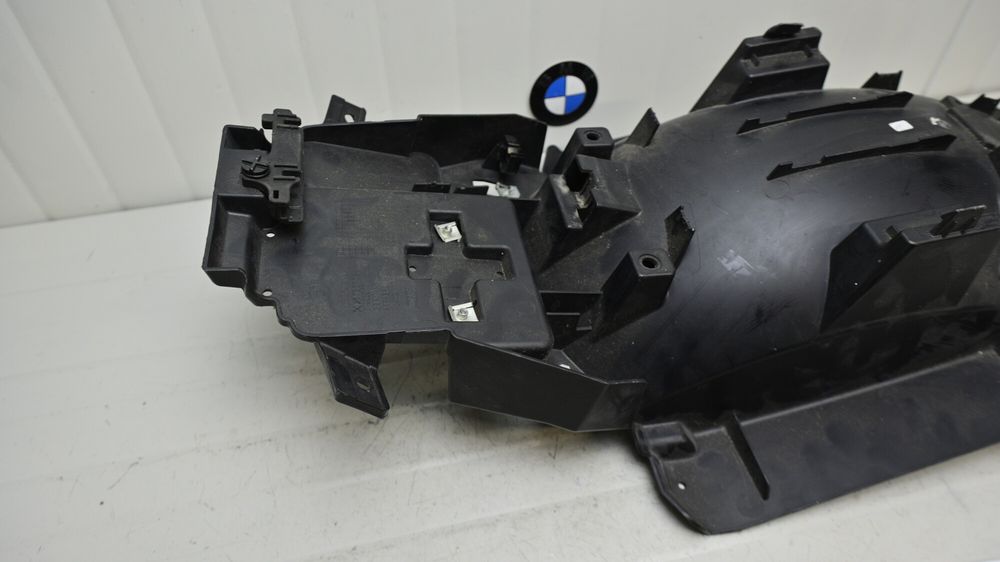 Undertail Plastic Roata Spate BMW R1200RT 2014 - 2017