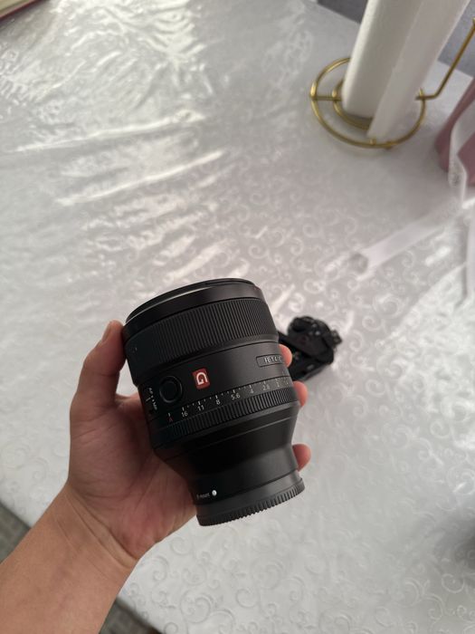 Zv-e1 sigma 35 ,GM 85