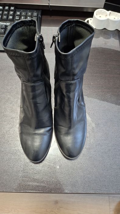 Pantofi eleganti