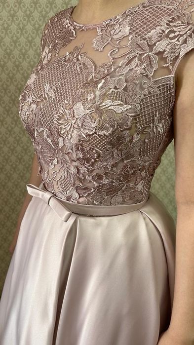 Продам платье вечернее