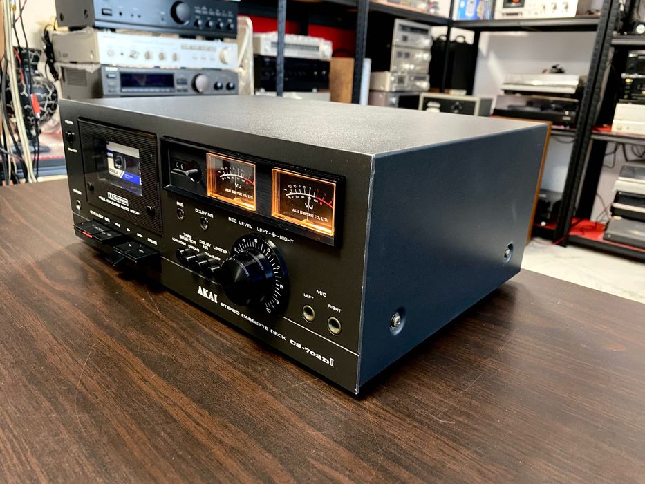 Kасетен дек Akai