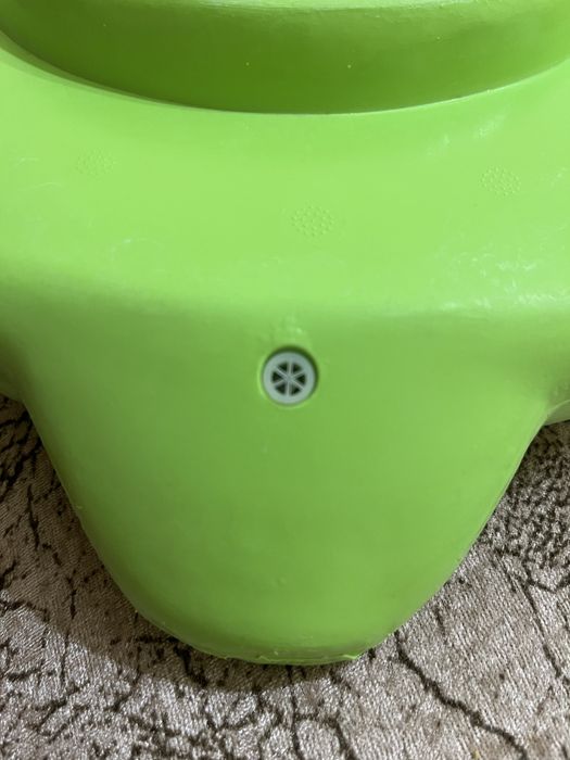 Пате за тоалетна чиния и бяла на Елза и Ана