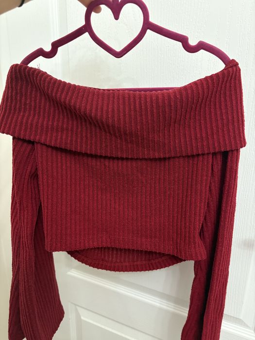 Рокли и пуловери от Zara и Bershka