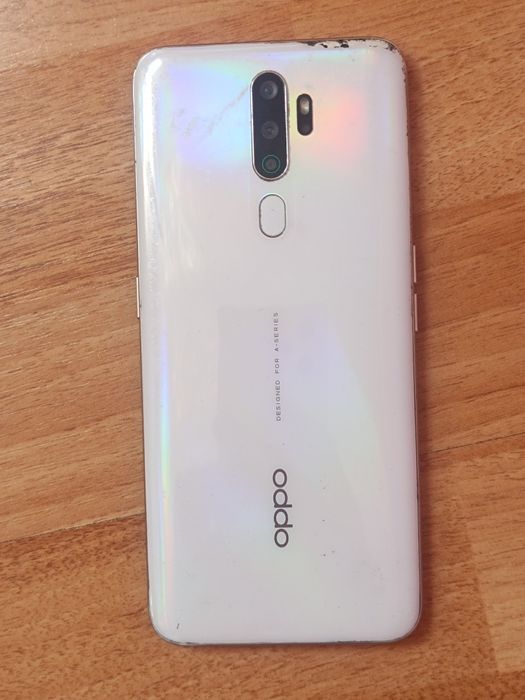 Рабочий Oppo A5 64/4gb память