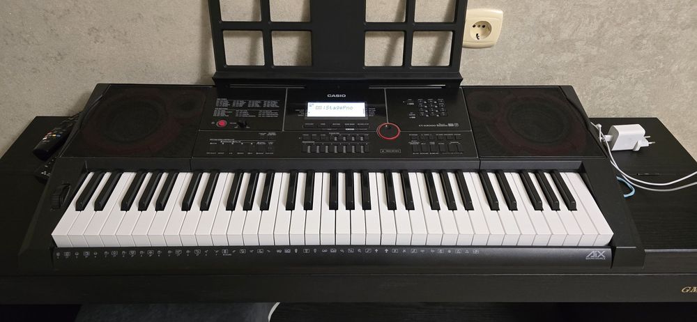 Продам CASIO CT-X3000