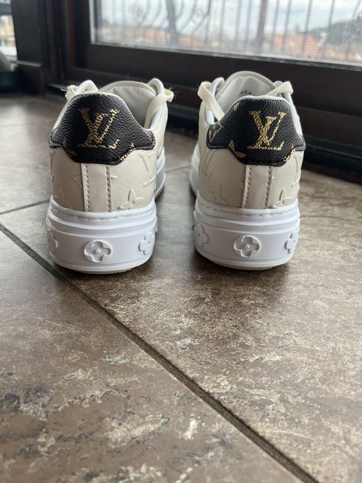 Кецове - Louis Vuitton Time Out.