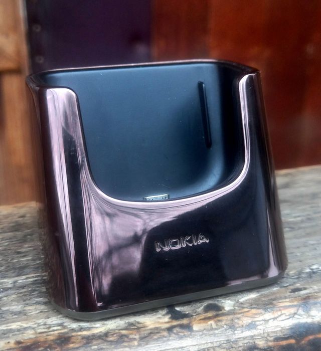 Док-станция для Nokia 8800