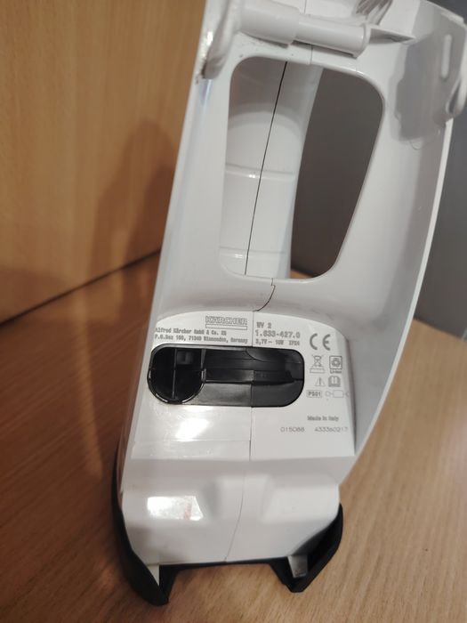 Акумулаторна стъклочистачка Kärcher