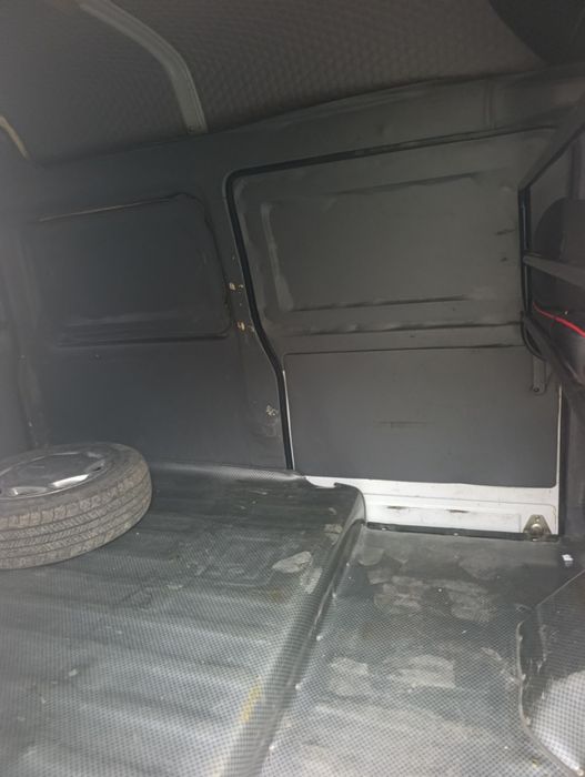 Дамас Ван срочная сотилади