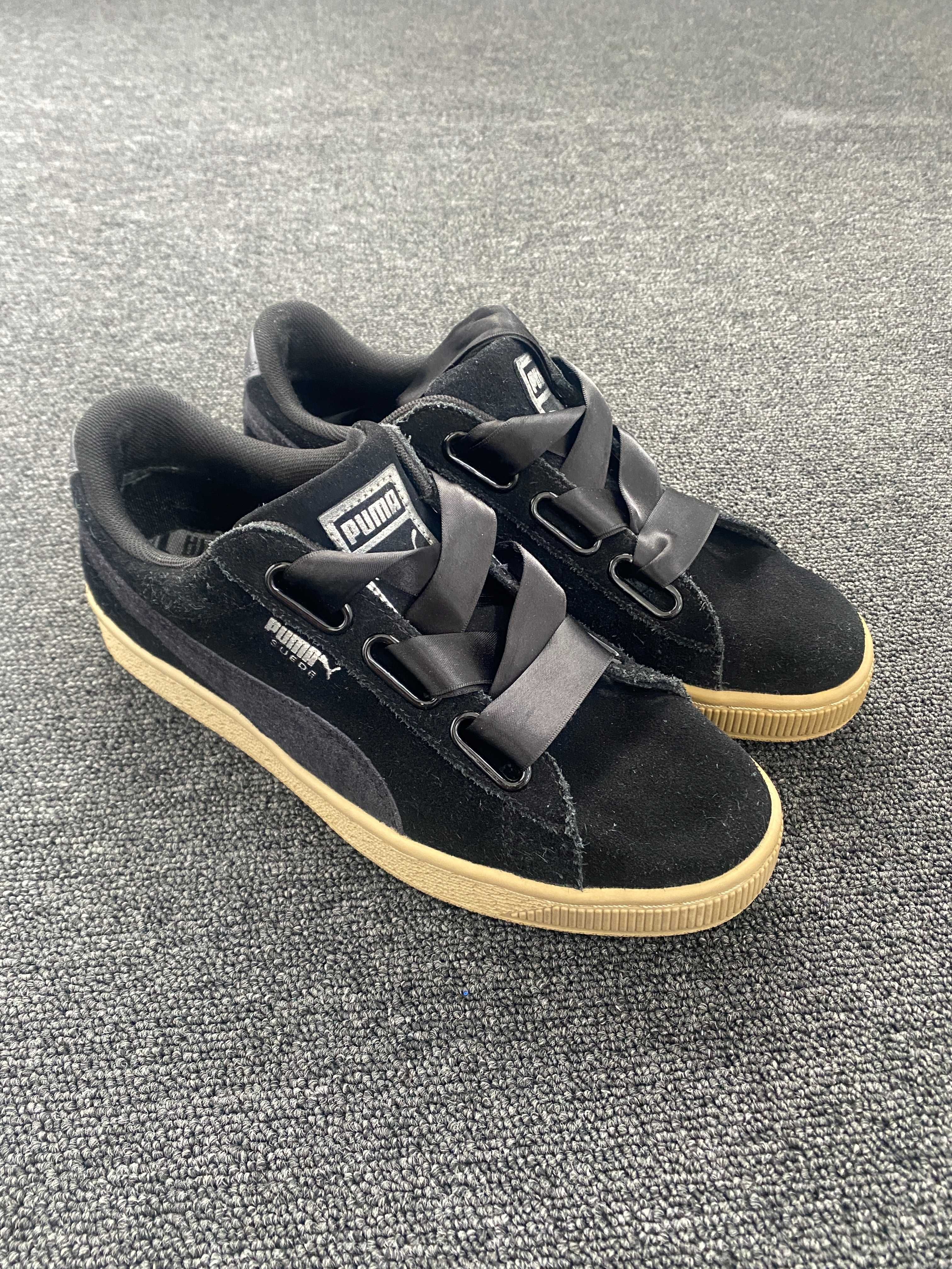 Puma suede 2025 heart safari