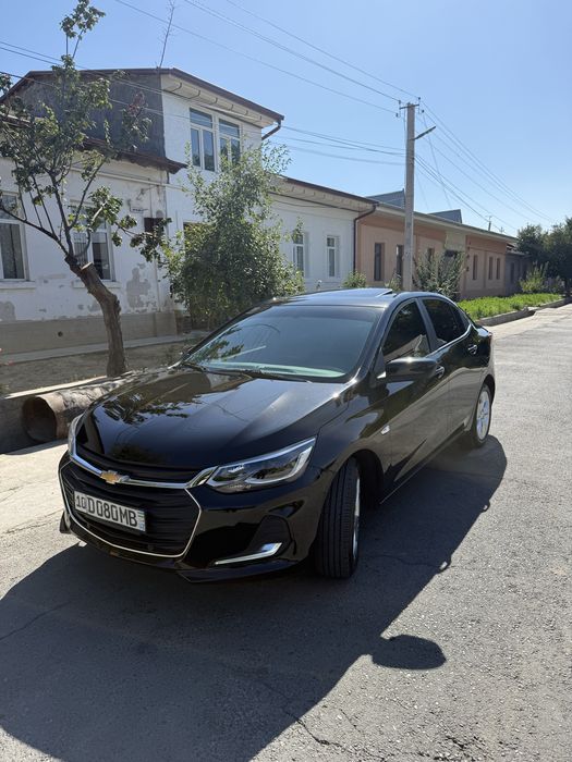 Chevrolet Onix 2025 preimer 2