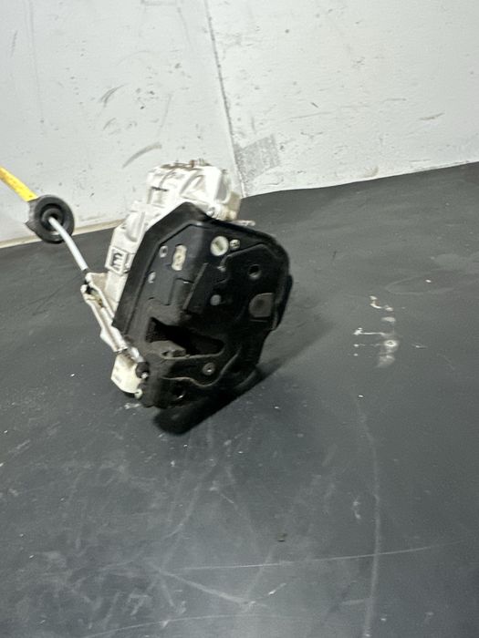 Broasca usa dreapta fata Audi A3 8P A6 C6 4F1837016