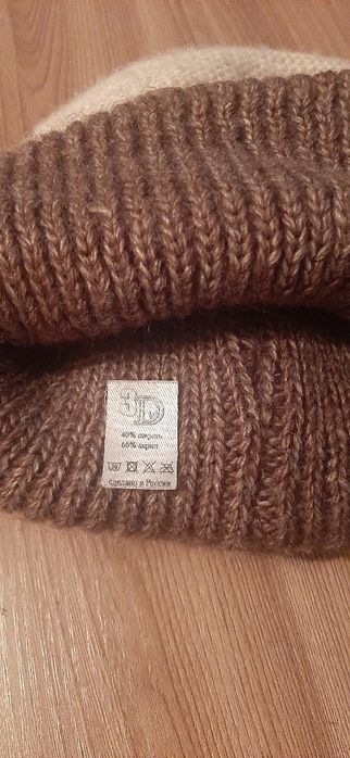 Шапки женские новые