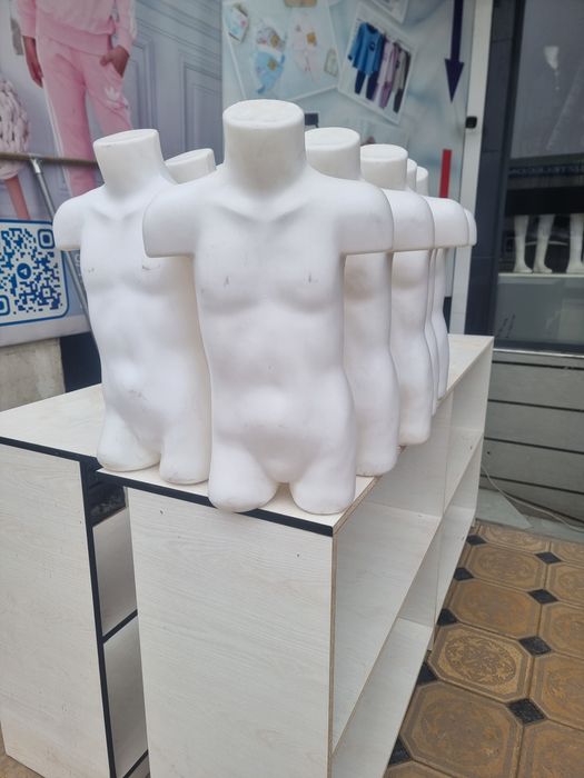 Maniken wkaf javon servant keliwamz