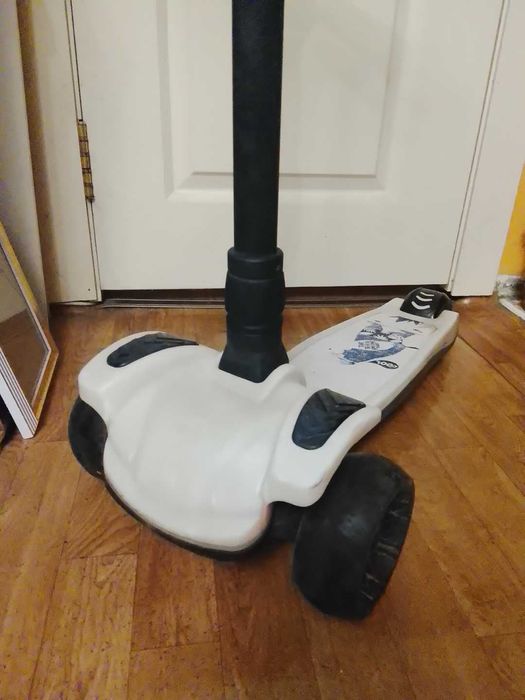 Шикарный самокат . Высокое качество