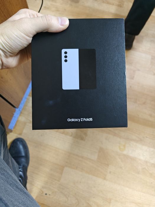 Fold 5 256гб продам