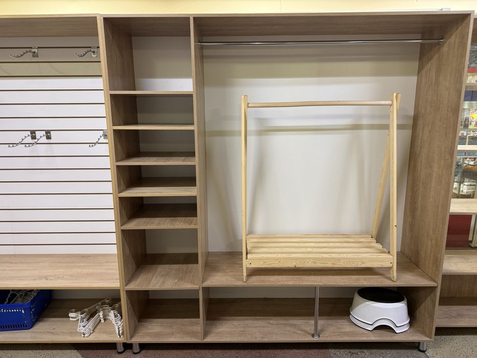 продаю торговое оборудование