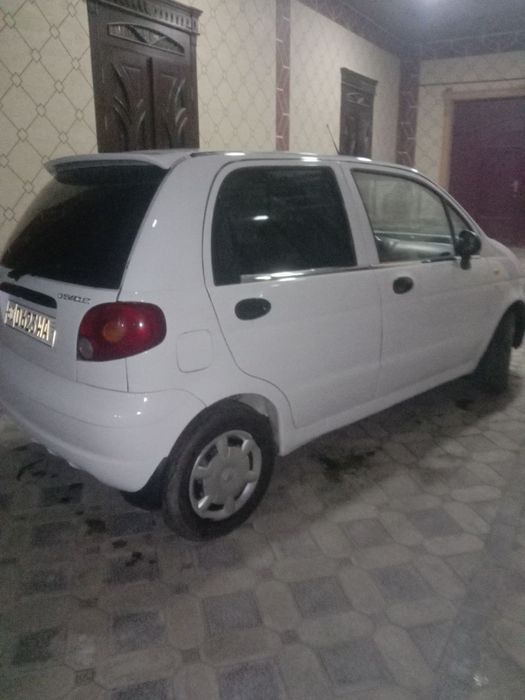 Матиз сотилади метанда